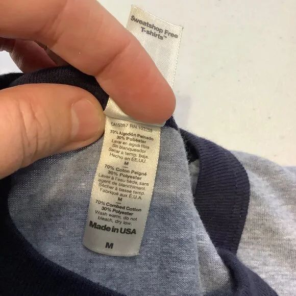 Vtg 2005 Gretchen Wilson Tour T-Shirt Medium Made in USA Standard American Y2K - Picture 8 of 10